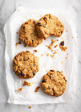 Load image into Gallery viewer, Oat, Honey &amp; Raisin Cookie
